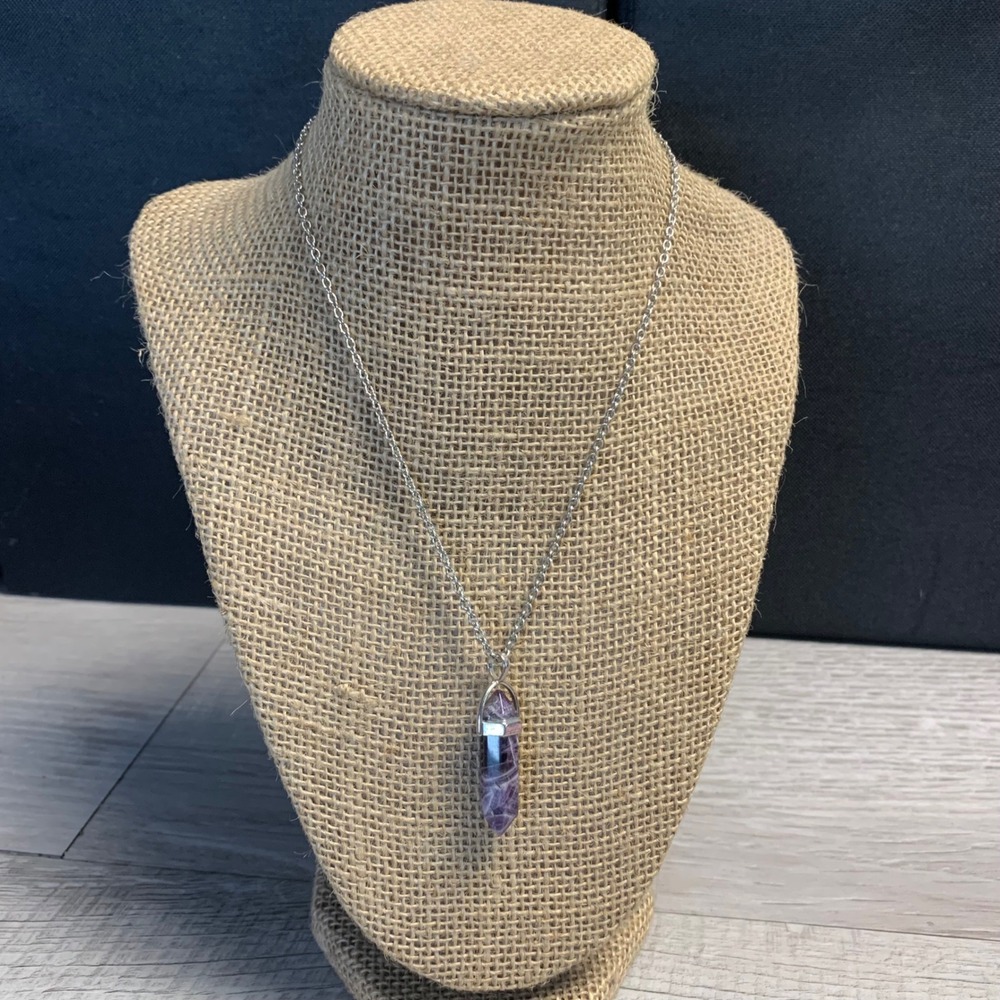 Adult Jewels Purple Amethyst Crystal Point Necklace Silver Tone 18 Inch 4373